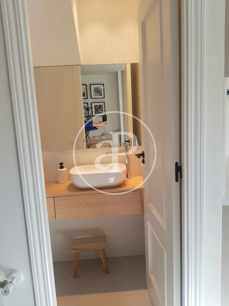 6 soveværelse Villa til salg i Paterna med swimmingpool - € 695.000 (Ref: 9525674)