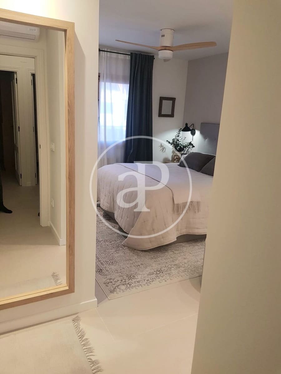 6 soveværelse Villa til salg i Paterna med swimmingpool - € 695.000 (Ref: 9525674)