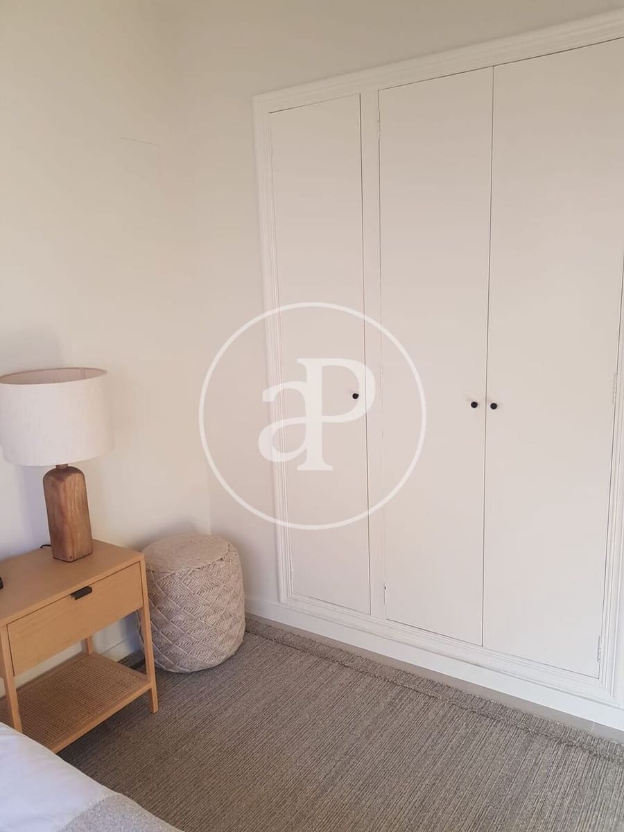 6 soveværelse Villa til salg i Paterna med swimmingpool - € 695.000 (Ref: 9525674)