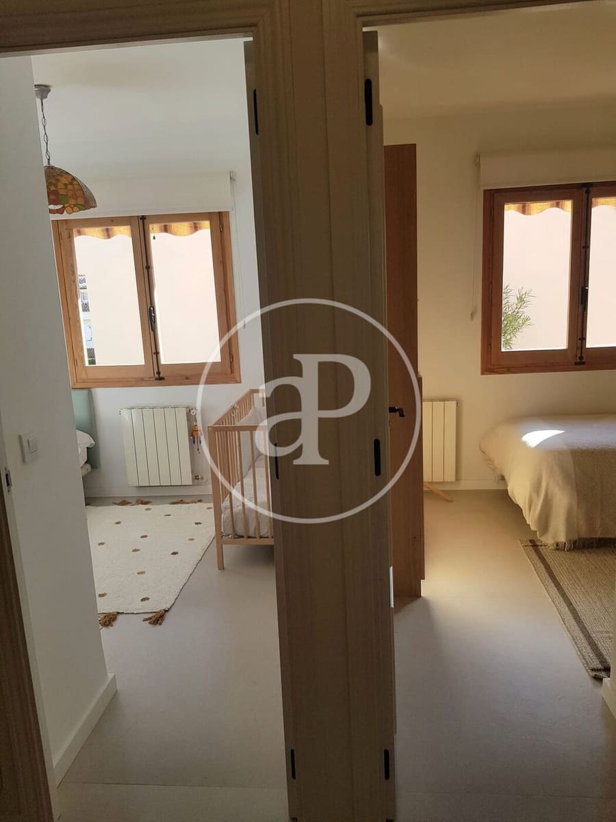 6 soveværelse Villa til salg i Paterna med swimmingpool - € 695.000 (Ref: 9525674)