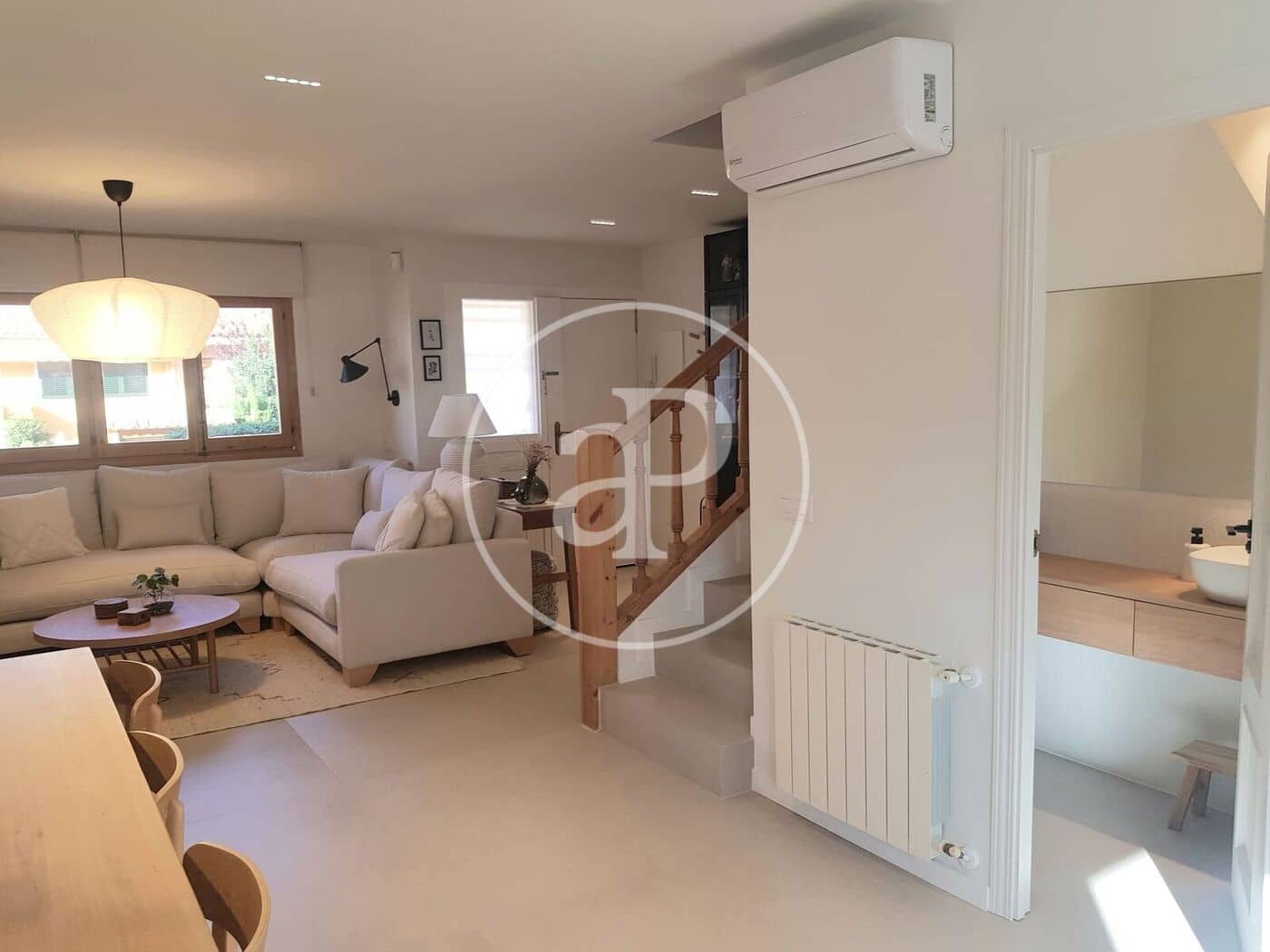 6 soveværelse Villa til salg i Paterna med swimmingpool - € 695.000 (Ref: 9525674)