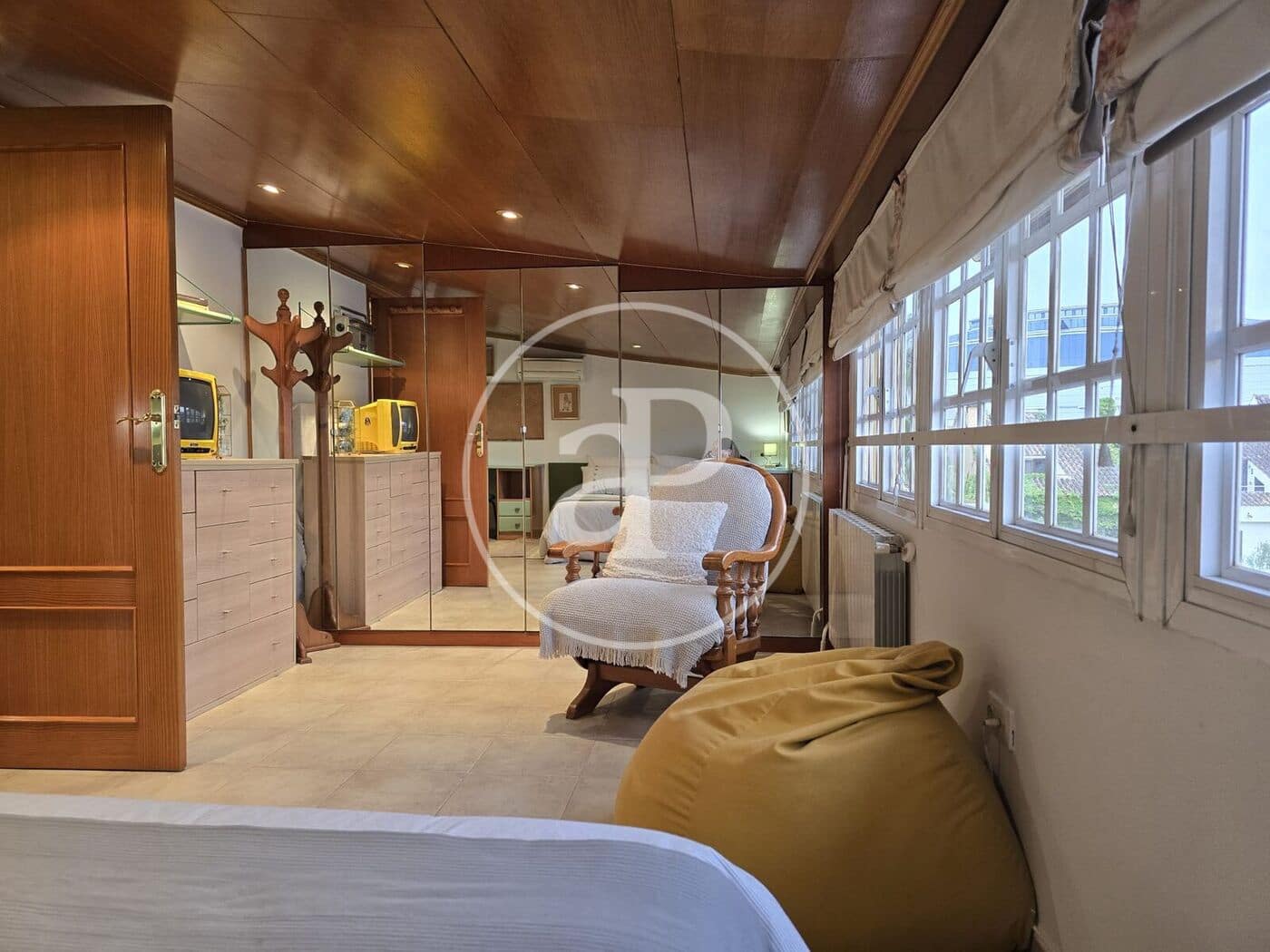 6 soveværelse Villa til salg i Paterna med swimmingpool - € 695.000 (Ref: 9525674)