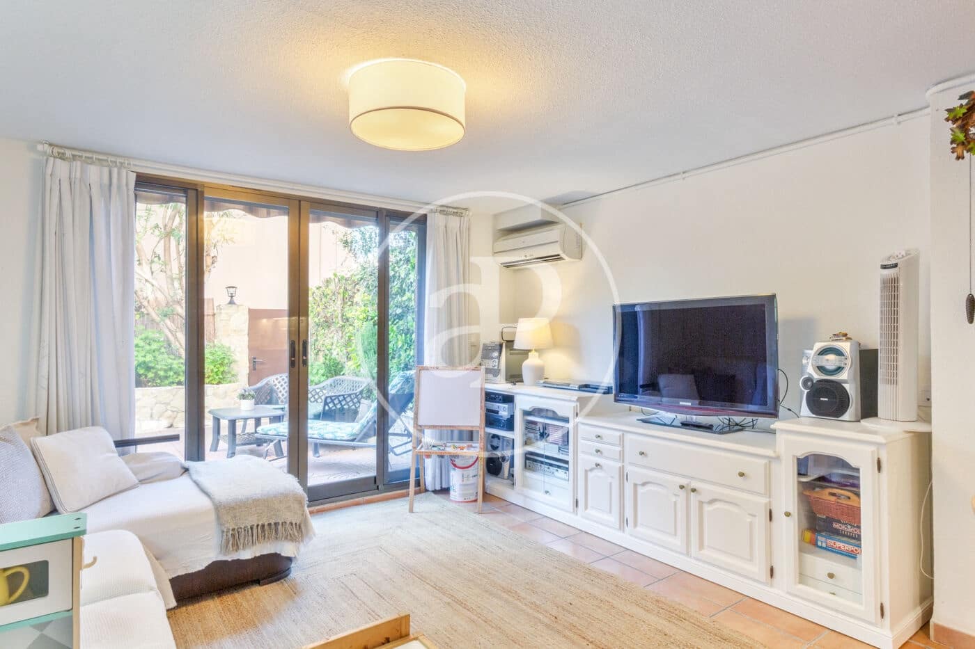 6 bedroom Villa for sale in Paterna with pool - € 695,000 (Ref: 9525674)