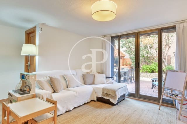 6 Zimmer Villa zu verkaufen in Terramelar, Paterna mit Pool - 695.000 € (Ref: 9525674)