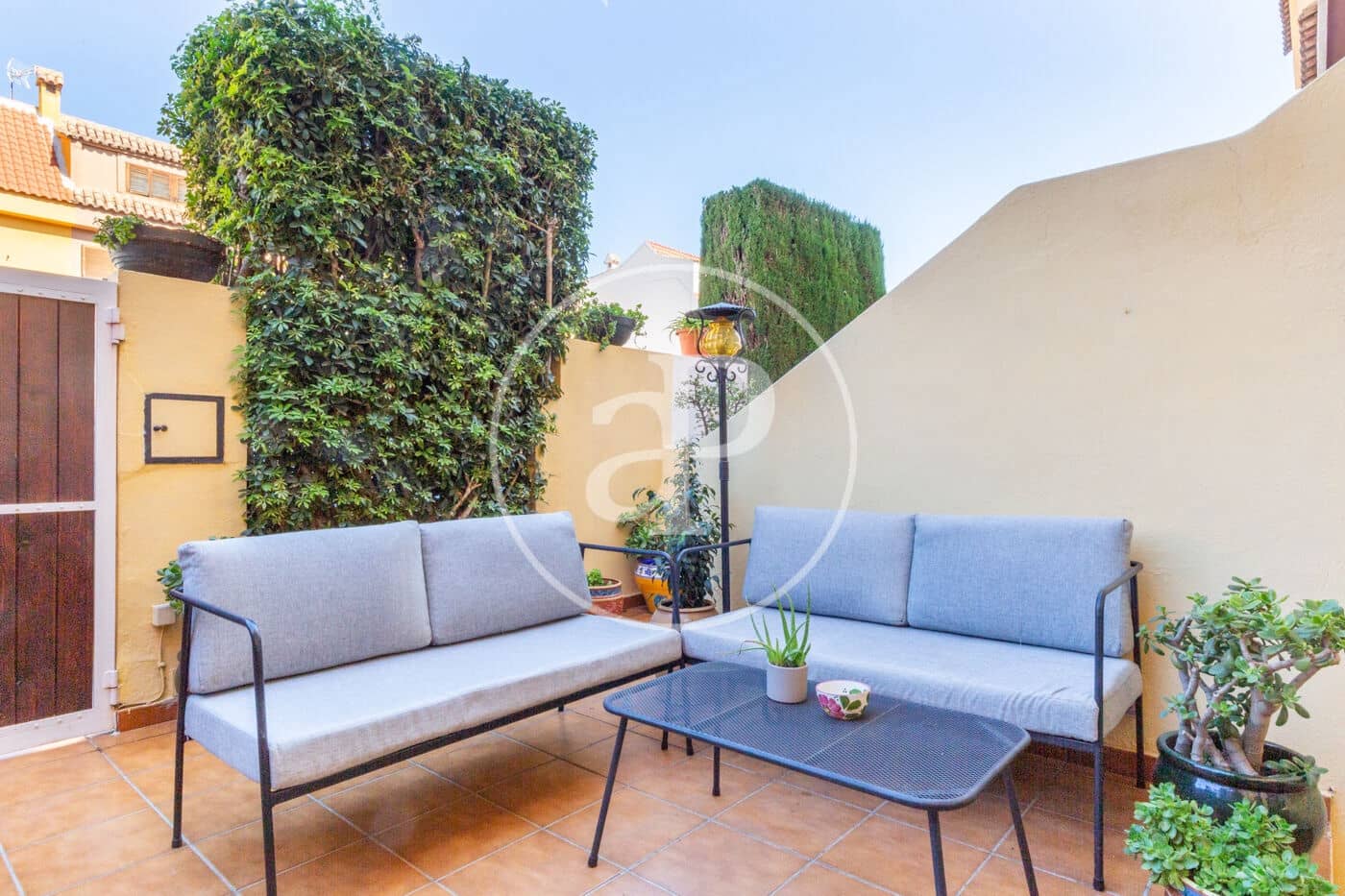 6 bedroom Villa for sale in Paterna with pool - € 695,000 (Ref: 9525674)