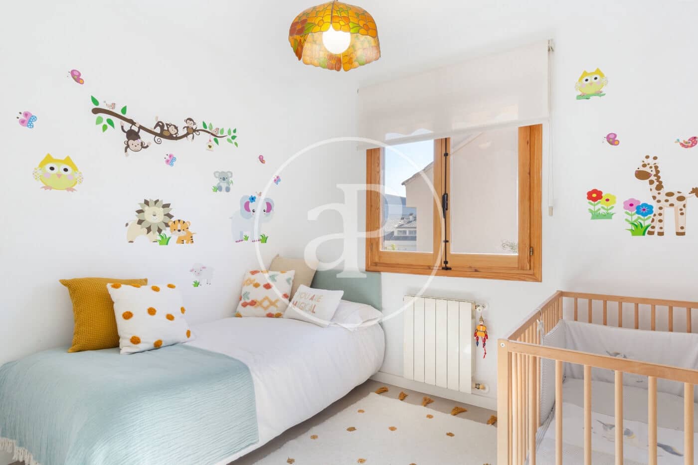 6 bedroom Villa for sale in Paterna with pool - € 695,000 (Ref: 9525674)