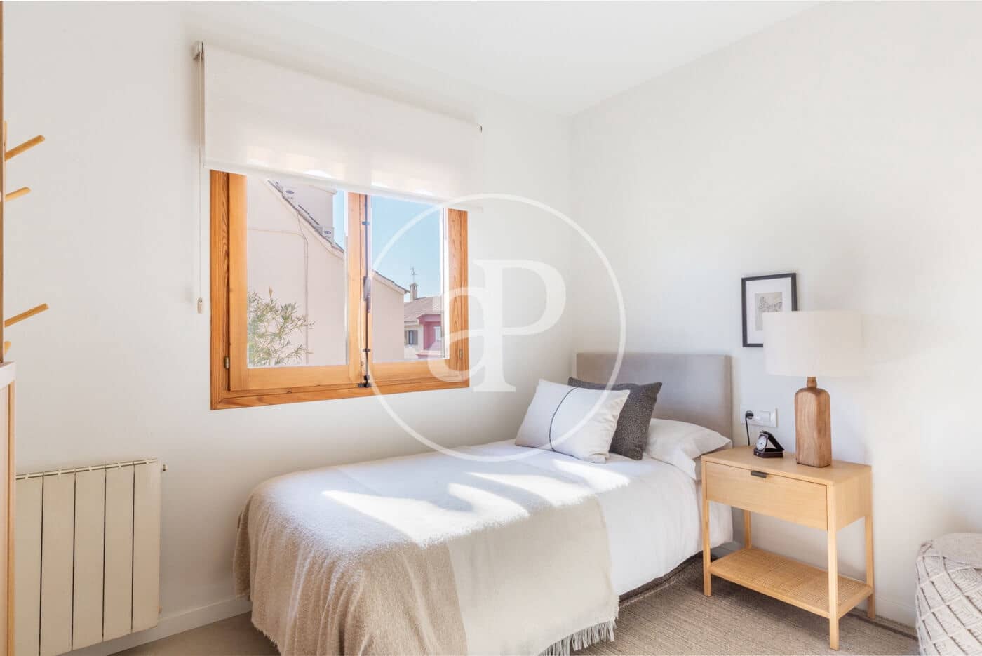 6 bedroom Villa for sale in Paterna with pool - € 695,000 (Ref: 9525674)