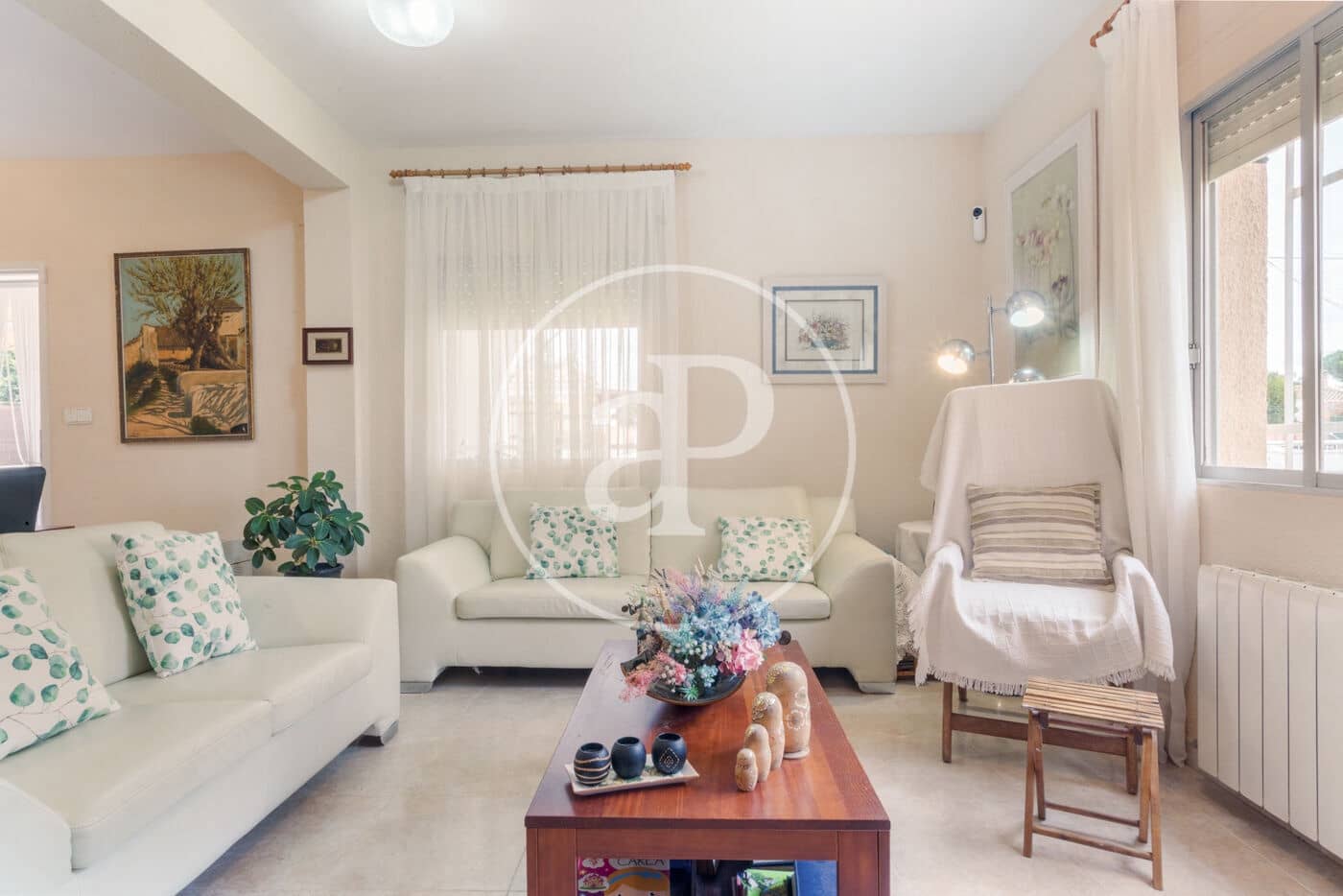 Chalet de 3 habitaciones en Náquera en venta con piscina - 350.000 € (Ref: 9525675)