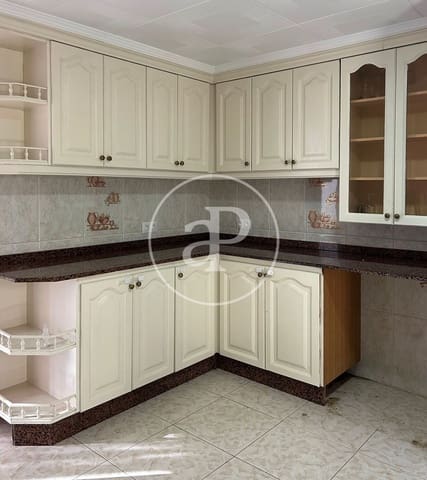 3 soveværelse Villa til salg i El Vedat de Torrente, Torrent med swimmingpool - € 450.000 (Ref: 9525678)