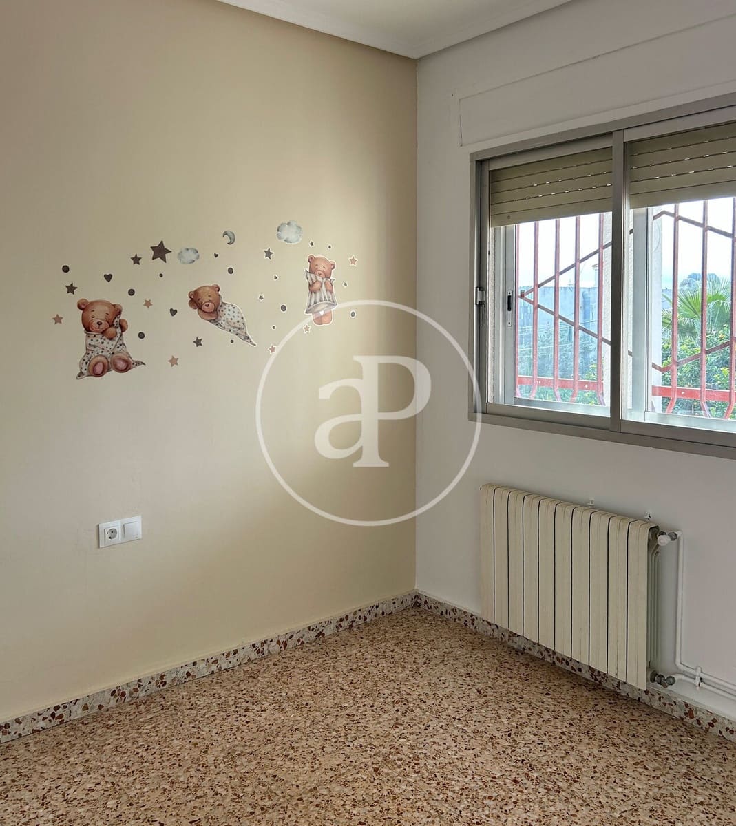 3 soveværelse Villa til salg i Torrent med swimmingpool - € 450.000 (Ref: 9525678)