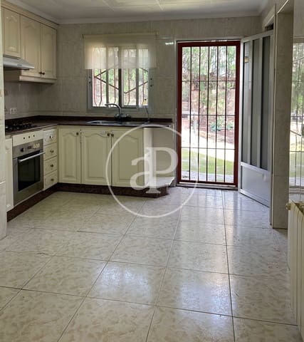 3 soveværelse Villa til salg i El Vedat de Torrente, Torrent med swimmingpool - € 450.000 (Ref: 9525678)