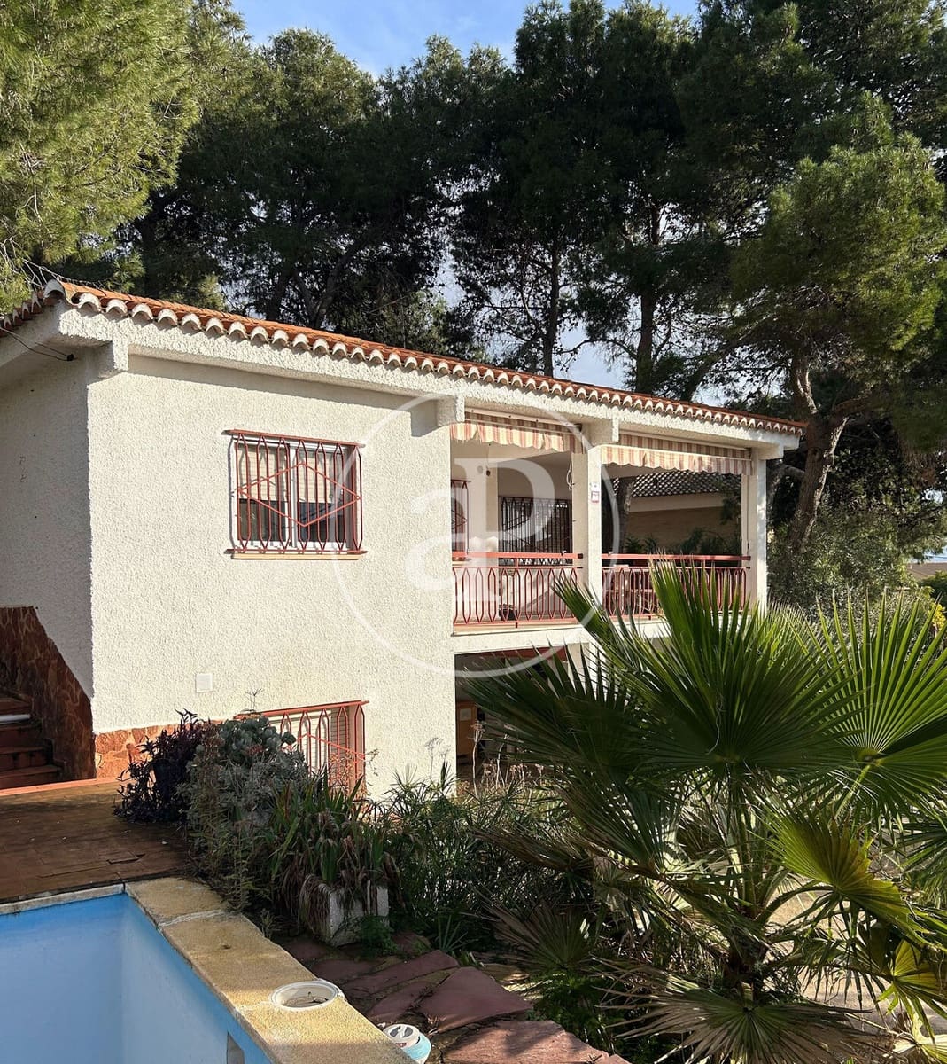 3 soveværelse Villa til salg i Torrent med swimmingpool - € 450.000 (Ref: 9525678)