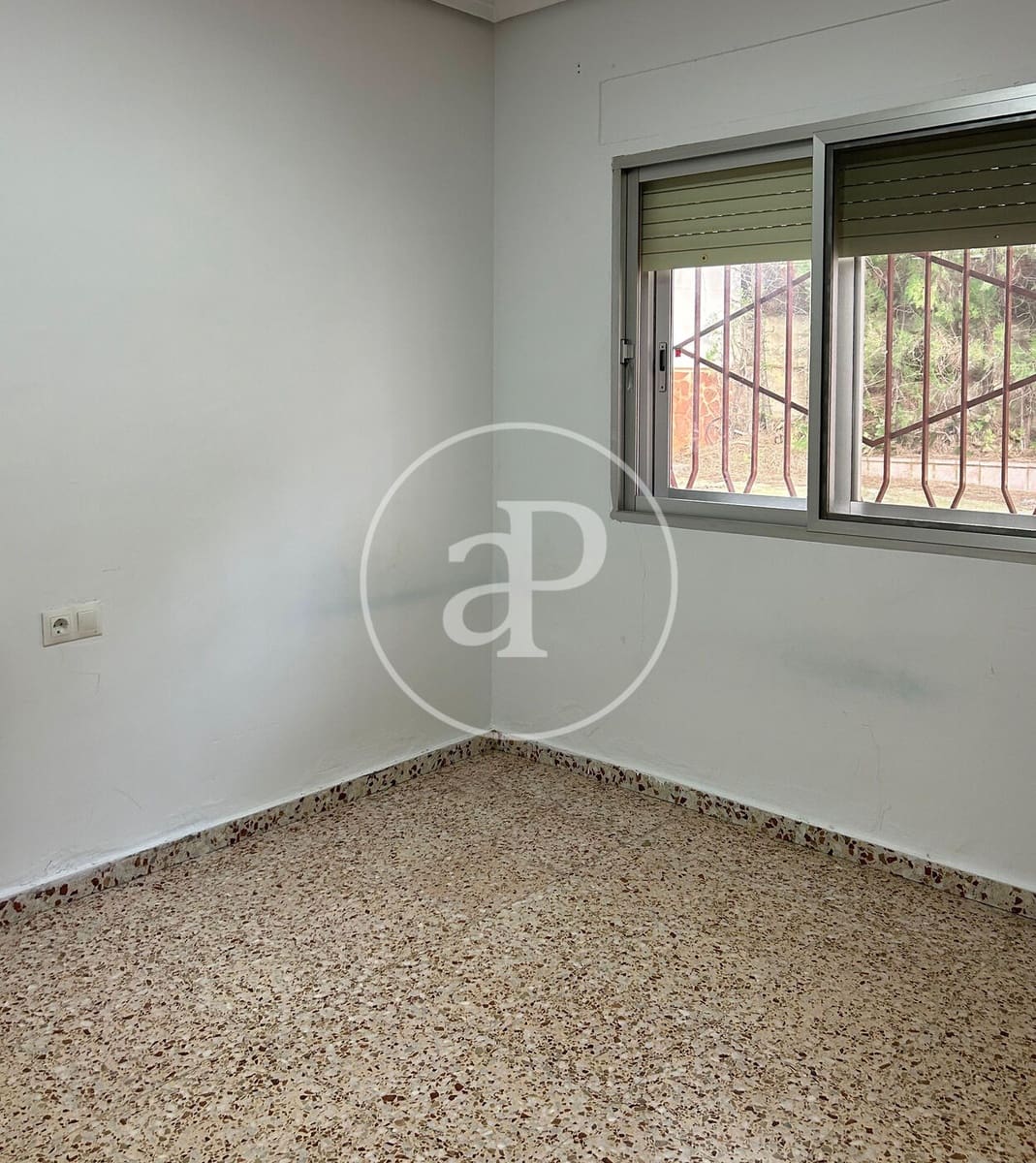 3 soveværelse Villa til salg i Torrent med swimmingpool - € 450.000 (Ref: 9525678)