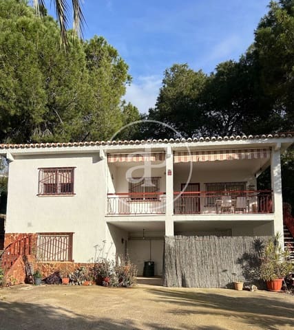 3 soveværelse Villa til salg i El Vedat de Torrente, Torrent med swimmingpool - € 450.000 (Ref: 9525678)