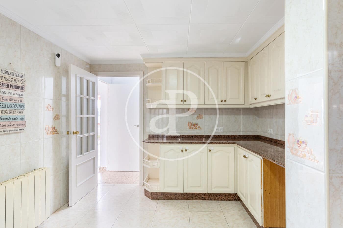 3 bedroom Villa for sale in Torrent with pool - € 450,000 (Ref: 9525678)