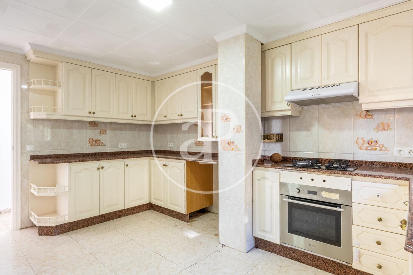 3 bedroom Villa for sale in Torrent with pool - € 450,000 (Ref: 9525678)