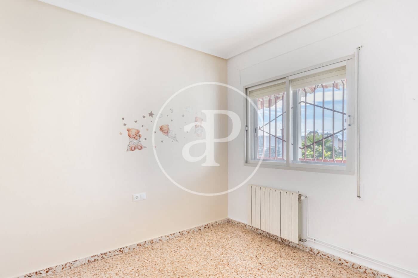 3 bedroom Villa for sale in Torrent with pool - € 450,000 (Ref: 9525678)