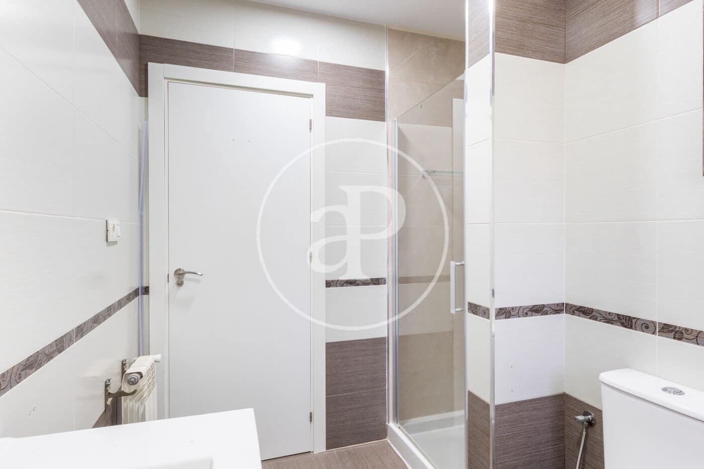 3 bedroom Villa for sale in Torrent with pool - € 450,000 (Ref: 9525678)