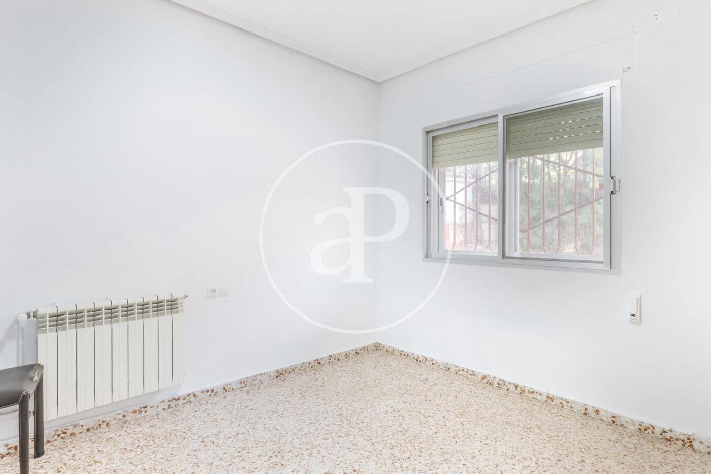 3 bedroom Villa for sale in Torrent with pool - € 450,000 (Ref: 9525678)