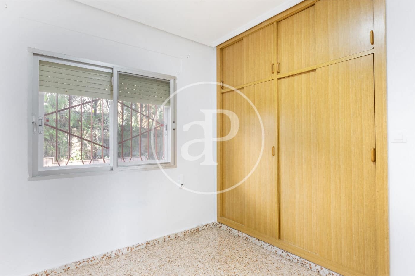 3 bedroom Villa for sale in Torrent with pool - € 450,000 (Ref: 9525678)