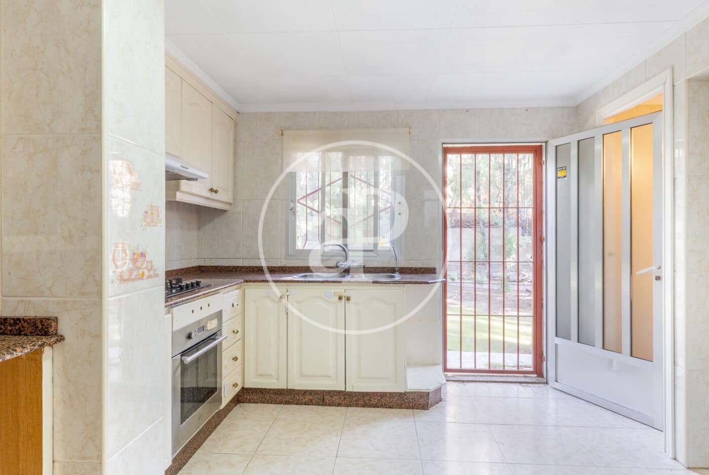 3 bedroom Villa for sale in Torrent with pool - € 450,000 (Ref: 9525678)