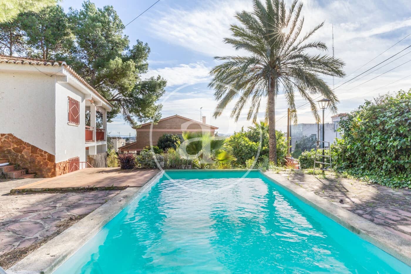 3 bedroom Villa for sale in Torrent with pool - € 450,000 (Ref: 9525678)