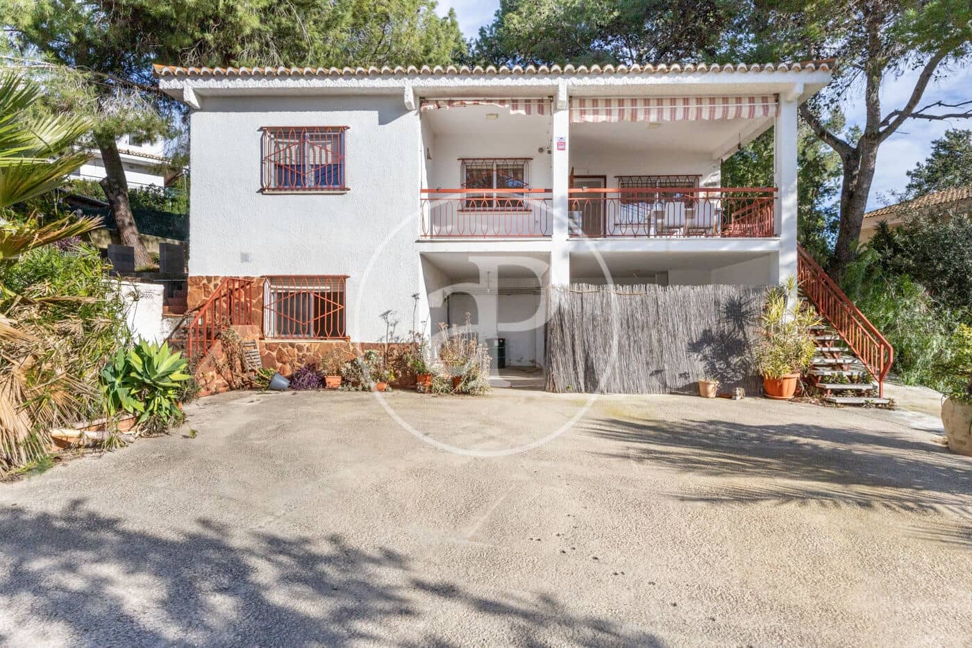 3 bedroom Villa for sale in Torrent with pool - € 450,000 (Ref: 9525678)