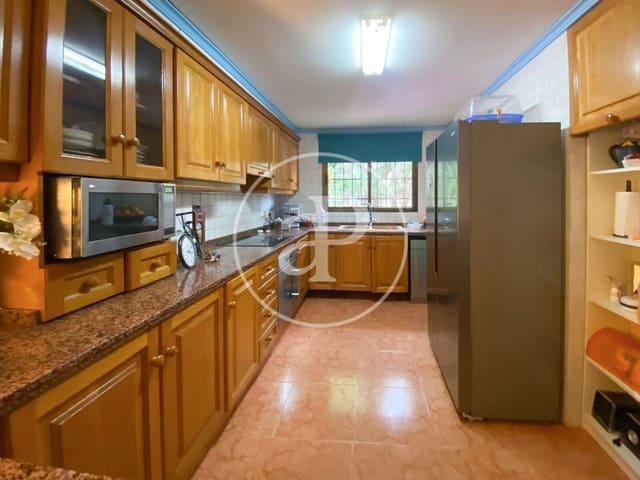 Chalet de 3 habitaciones en Alberic en venta con piscina - 193.000 € (Ref: 9525679)