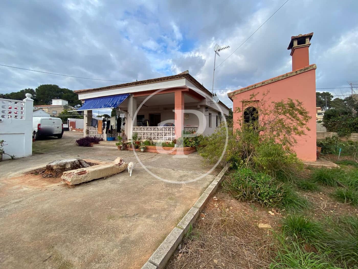 Chalet de 3 habitaciones en Alberic en venta con piscina - 193.000 € (Ref: 9525679)