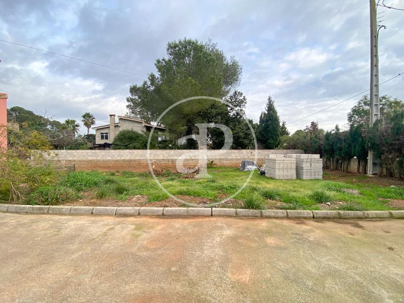 Chalet de 3 habitaciones en Alberic en venta con piscina - 193.000 € (Ref: 9525679)