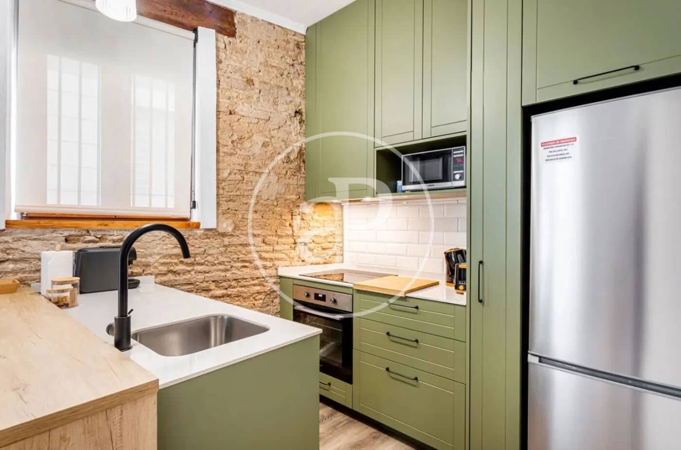 1 soveværelse Lejlighed til leje i Valencia by - € 1.700 (Ref: 9525680)