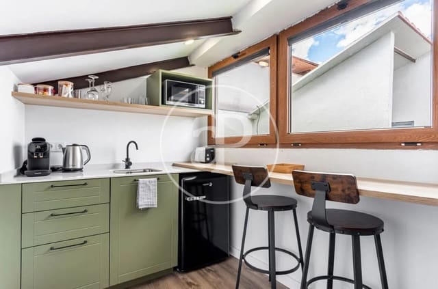 Apartament do wynajęcia w El Carme, Miasto Walencja - 1 200 € (Ref: 9525681)