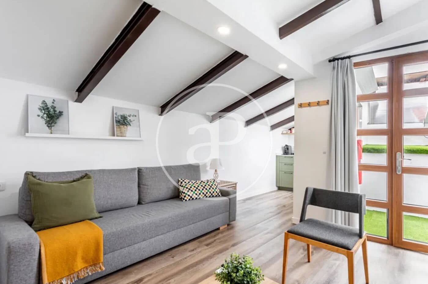 Apartament do wynajęcia w Miasto Walencja - 1 200 € (Ref: 9525681)