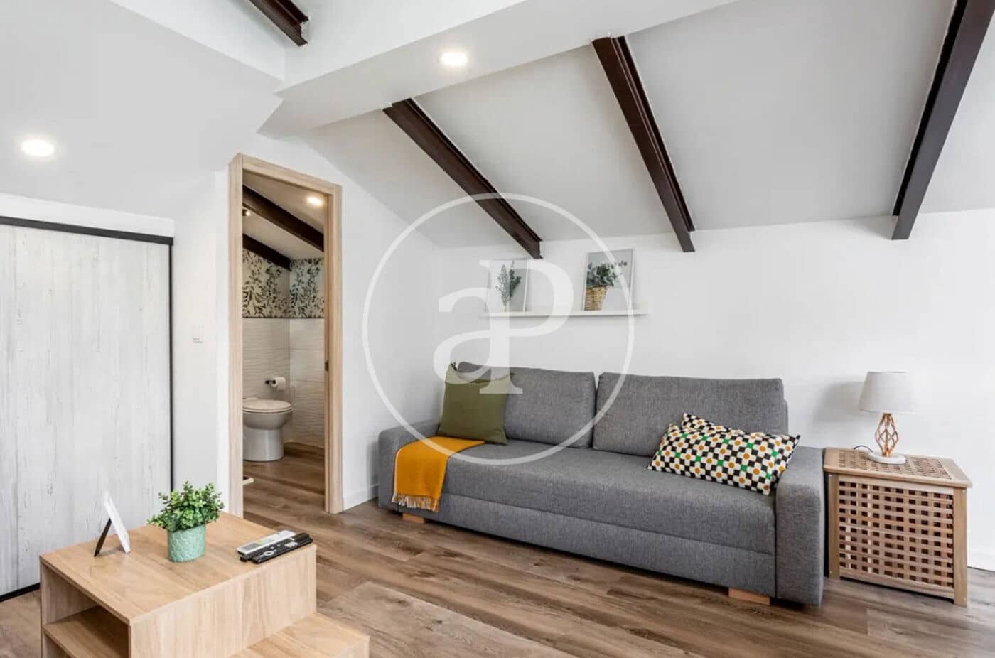 Apartament do wynajęcia w Miasto Walencja - 1 200 € (Ref: 9525681)