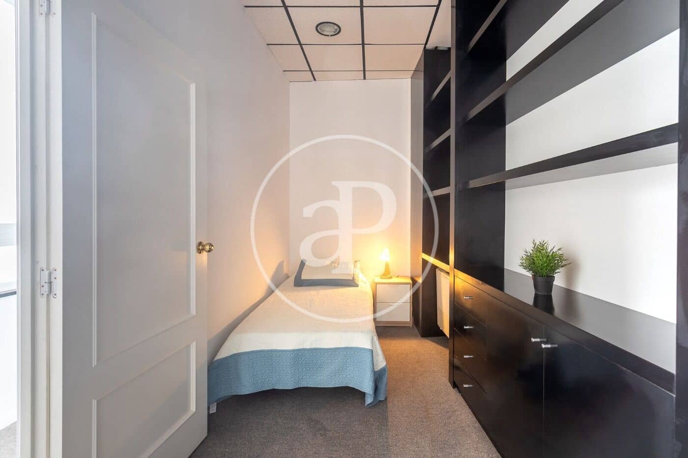 3 makuuhuone Huoneisto vuokrattavana paikassa Valencia kaupunki - 2 000 € (Ref: 9525684)