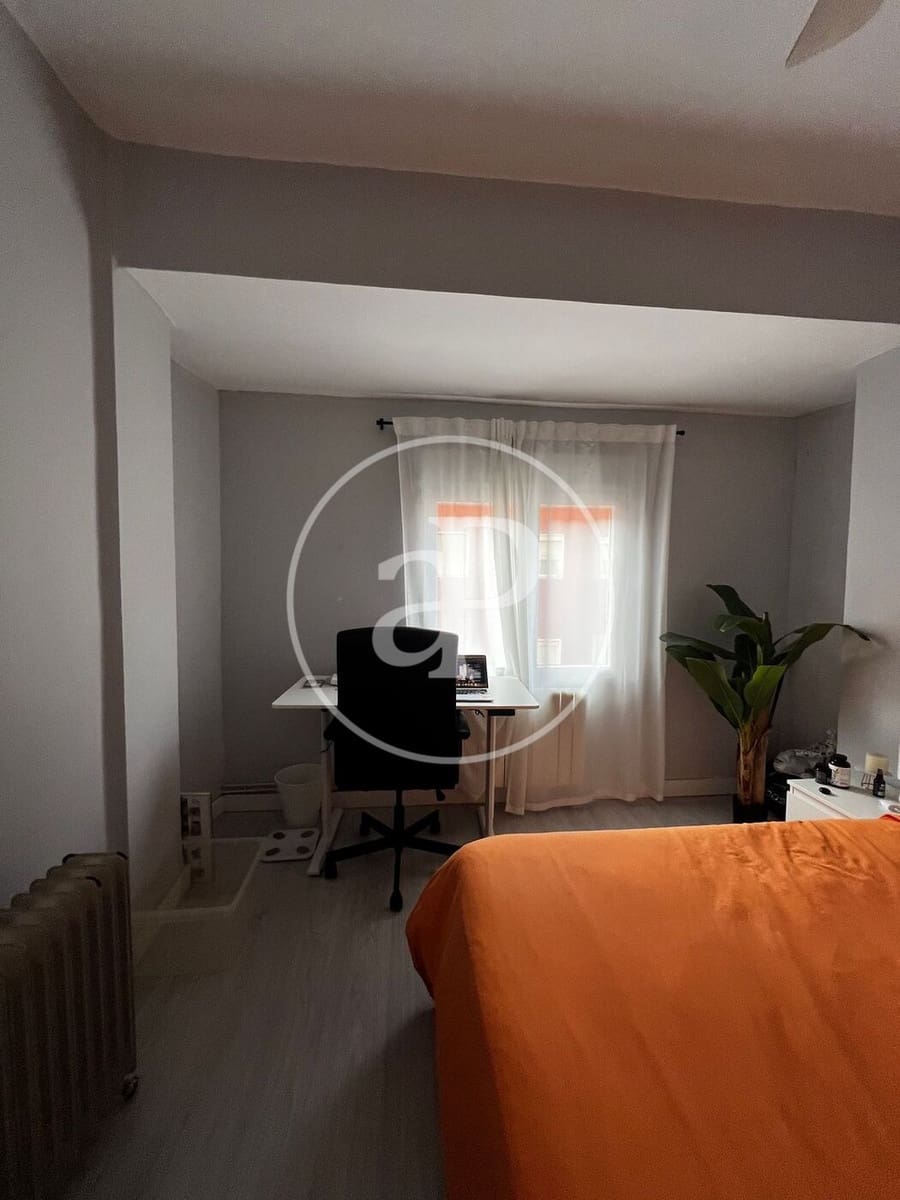 3 bedroom Apartment for rent in Valencia city - € 1,350 (Ref: 9525685)