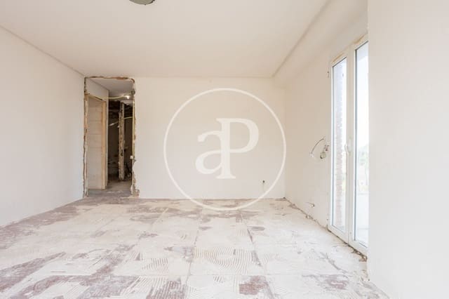 3 makuuhuone Huoneisto myytävänä paikassa Els Orriols, Valencia kaupunki - 190 000 € (Ref: 9525687)