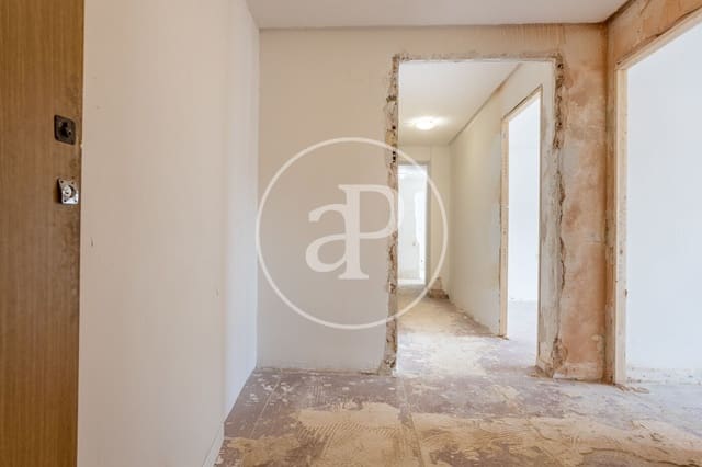 3 makuuhuone Huoneisto myytävänä paikassa Els Orriols, Valencia kaupunki - 190 000 € (Ref: 9525687)