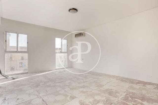 3 makuuhuone Huoneisto myytävänä paikassa Els Orriols, Valencia kaupunki - 190 000 € (Ref: 9525687)