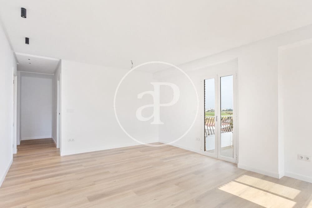 Apartamento de 3 habitaciones en València ciudad en venta - 245.000 € (Ref: 9525687)
