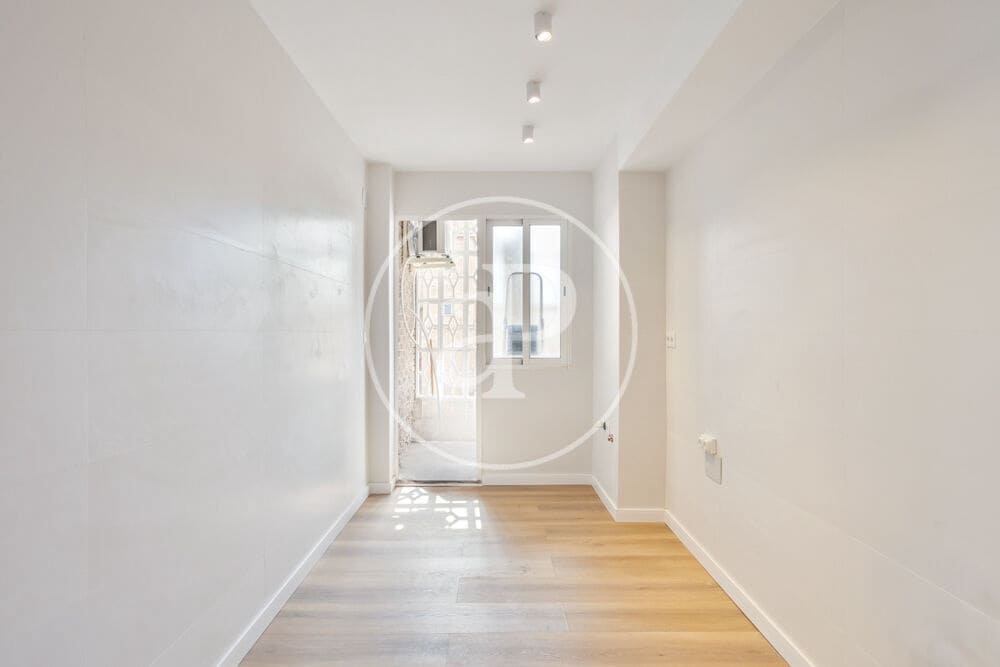 Apartamento de 3 habitaciones en València ciudad en venta - 245.000 € (Ref: 9525687)
