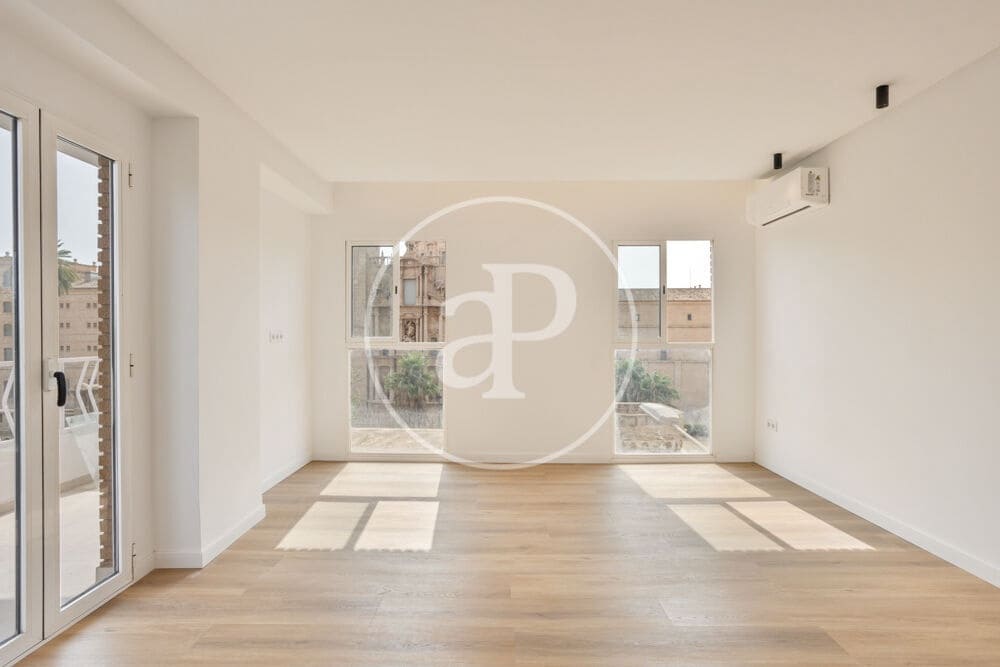 Apartamento de 3 habitaciones en València ciudad en venta - 245.000 € (Ref: 9525687)