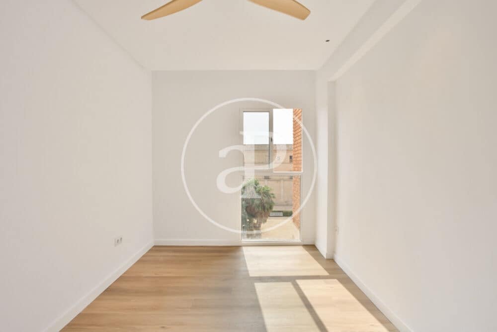 Apartamento de 3 habitaciones en València ciudad en venta - 245.000 € (Ref: 9525687)