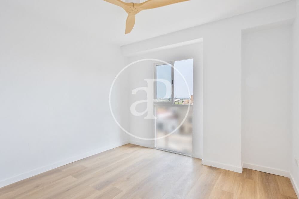 Apartamento de 3 habitaciones en València ciudad en venta - 245.000 € (Ref: 9525687)