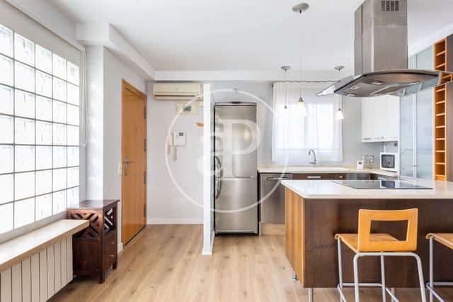 1 sypialnia Penthouse do wynajęcia w Arrancapins, Miasto Walencja - 1 400 € (Ref: 9525688)