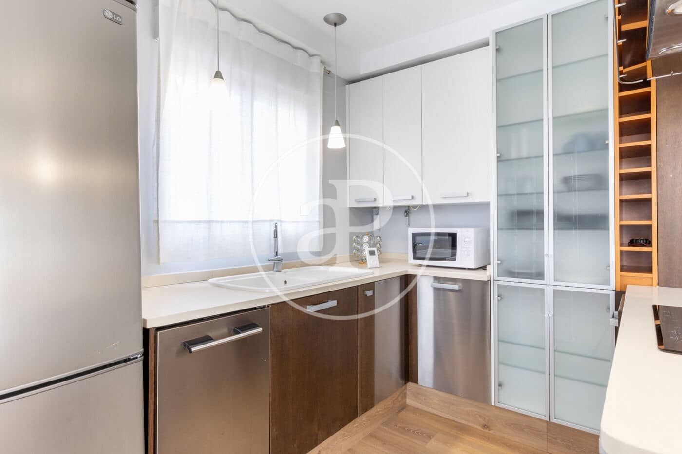 Penthouse de 1 chambre à louer à Valence ville - 1 400 € (Ref: 9525688)