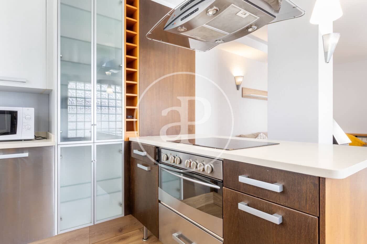 Penthouse de 1 chambre à louer à Valence ville - 1 400 € (Ref: 9525688)