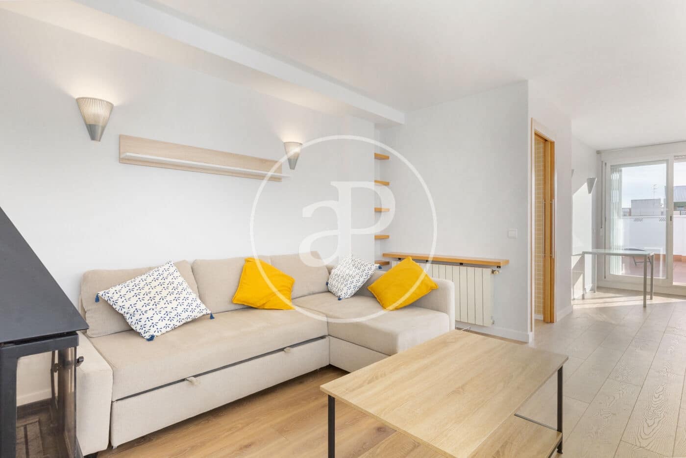 Penthouse de 1 chambre à louer à Valence ville - 1 400 € (Ref: 9525688)