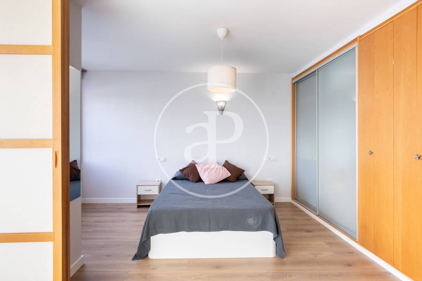 Penthouse de 1 chambre à louer à Valence ville - 1 400 € (Ref: 9525688)