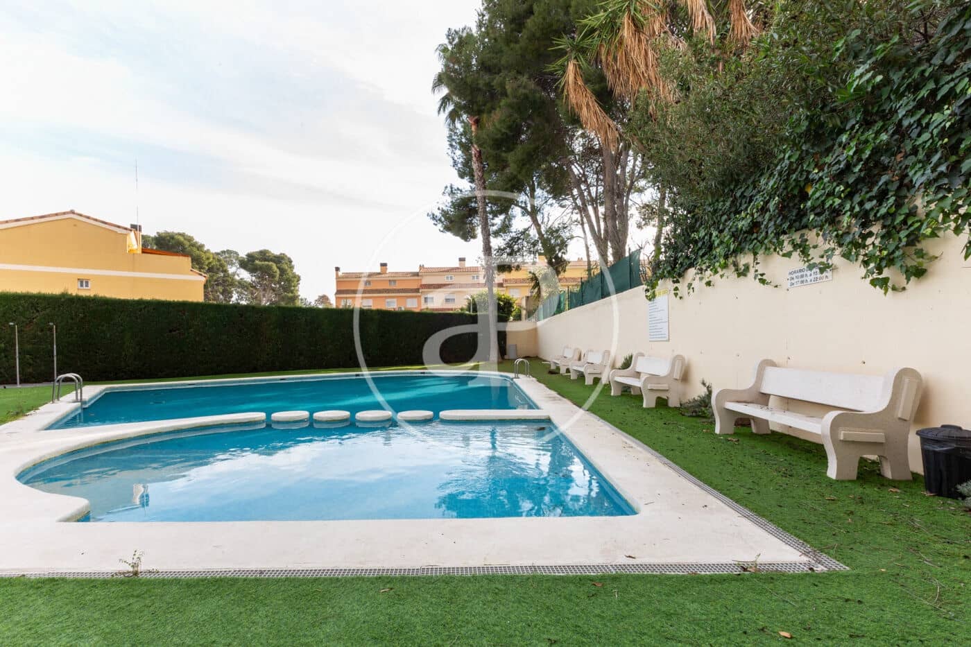 Chalet de 5 habitaciones en Campolivar en venta con piscina - 585.000 € (Ref: 9525689)